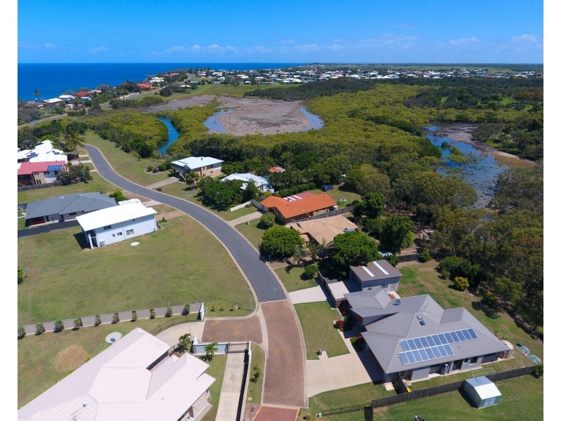 10 Amronel Cl, Innes Park QLD 4670