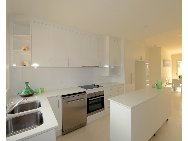 3/12 Tanner Street, Bargara QLD 4670