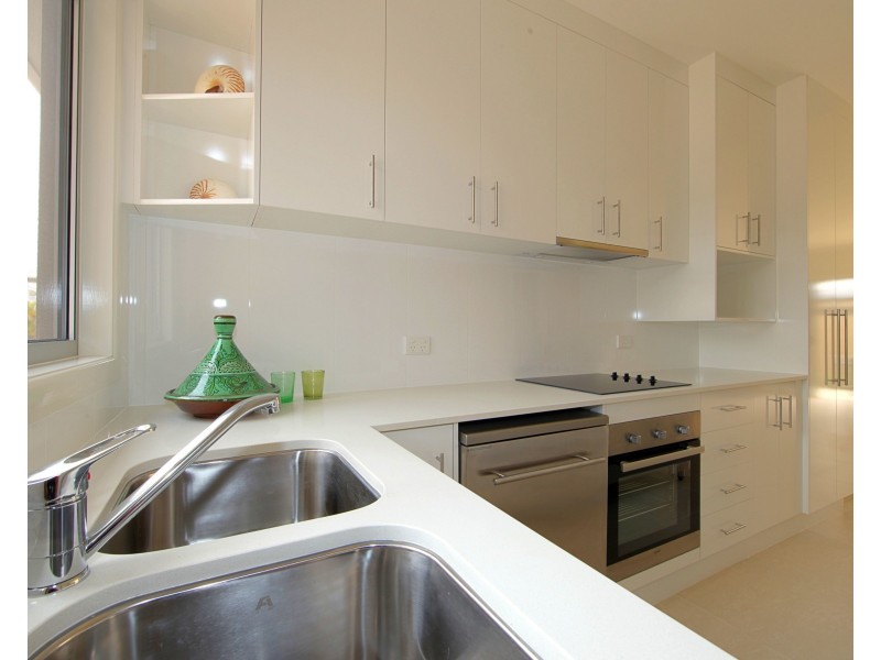 3/12 Tanner Street, Bargara QLD 4670