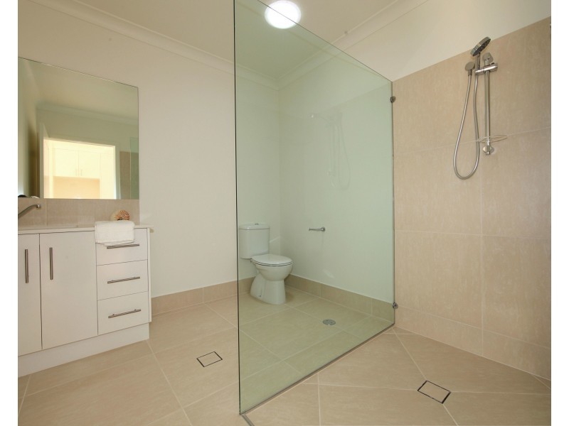 3/12 Tanner Street, Bargara QLD 4670