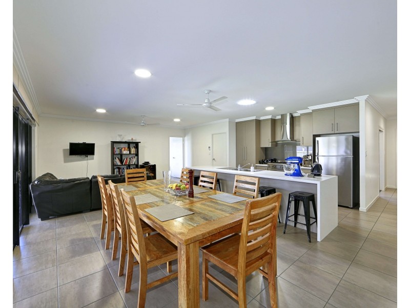 1 Augusta Ct, Bargara QLD 4670