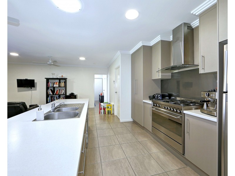1 Augusta Ct, Bargara QLD 4670