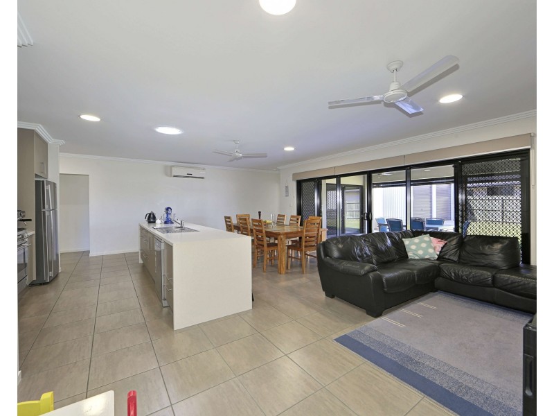 1 Augusta Ct, Bargara QLD 4670