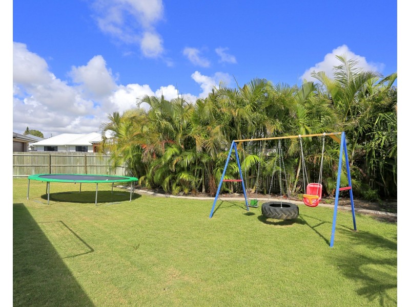 1 Augusta Ct, Bargara QLD 4670