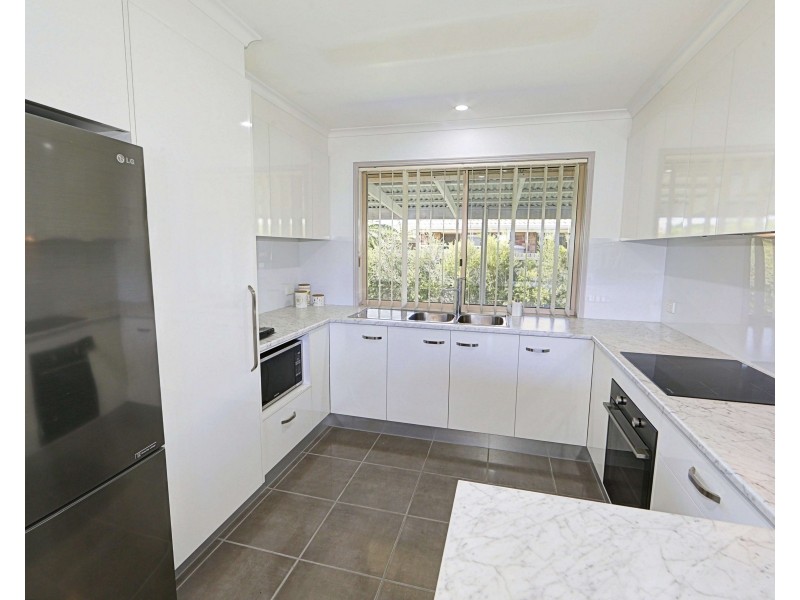 30 Shoreline Cres, Bargara QLD 4670