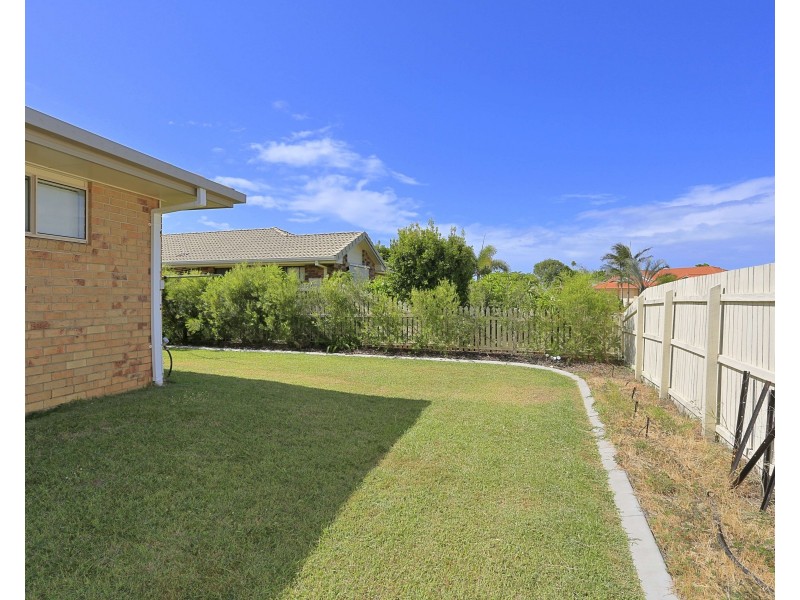 30 Shoreline Cres, Bargara QLD 4670