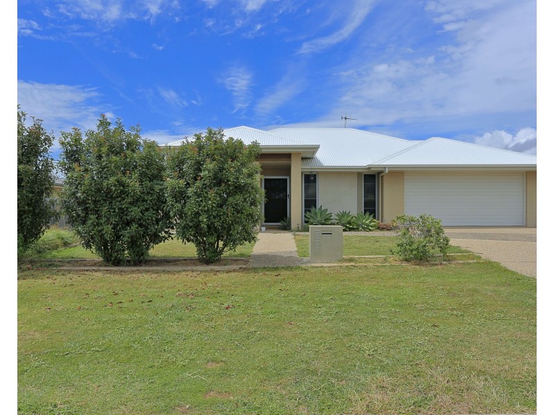 13 Firefly St, Bargara QLD 4670