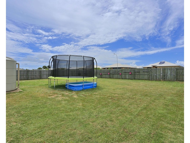 13 Firefly St, Bargara QLD 4670