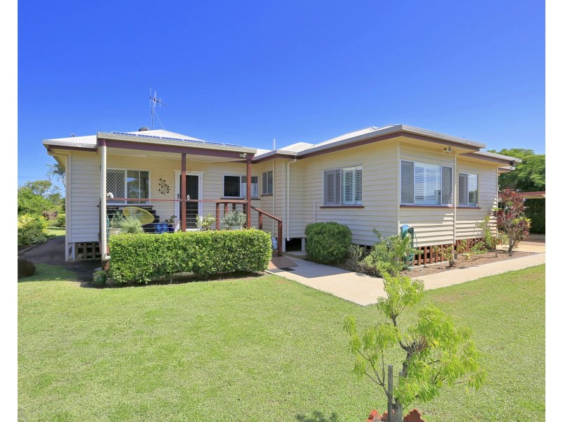 27 Howard St, Bargara QLD 4670