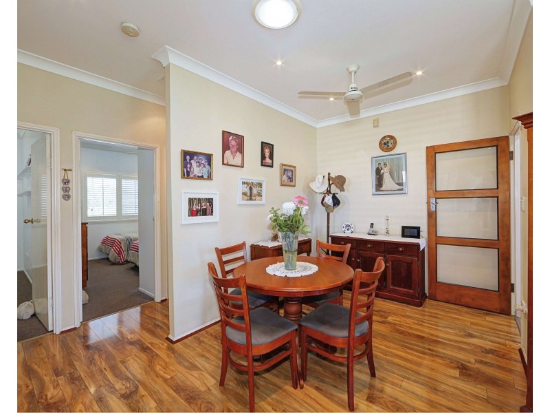 27 Howard St, Bargara QLD 4670