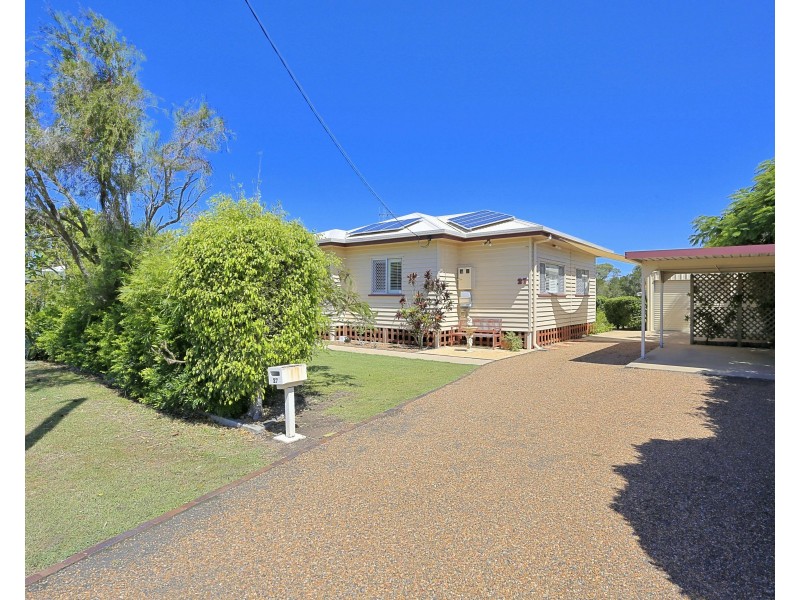 27 Howard St, Bargara QLD 4670