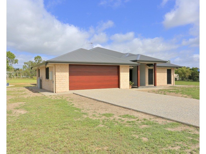 69 Parklands Dr, Branyan QLD 4670