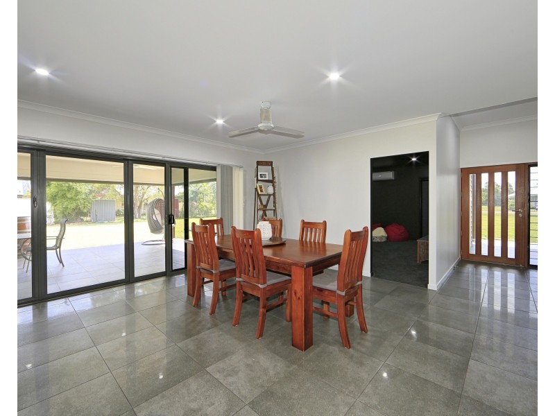 69 Parklands Dr, Branyan QLD 4670