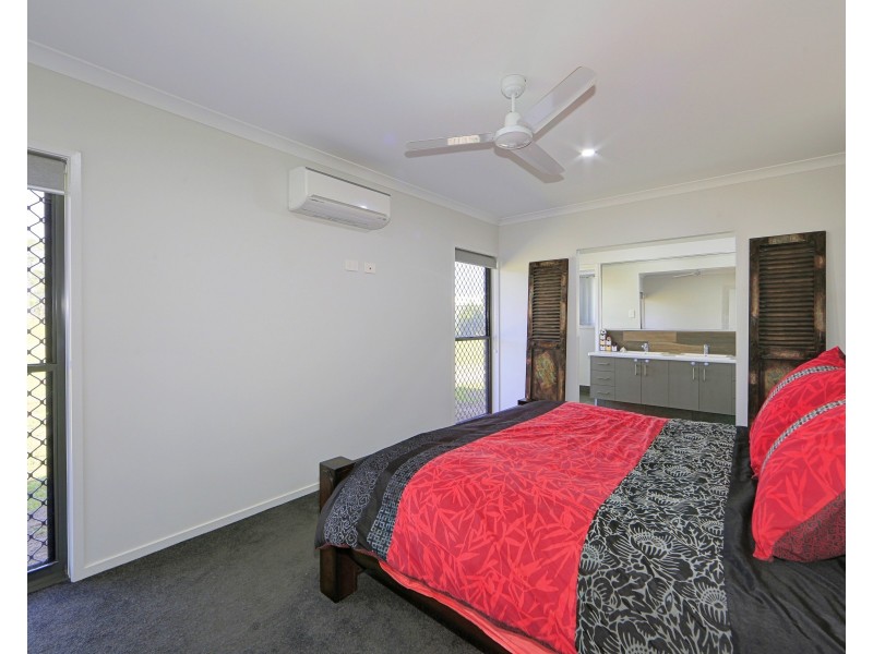 69 Parklands Dr, Branyan QLD 4670