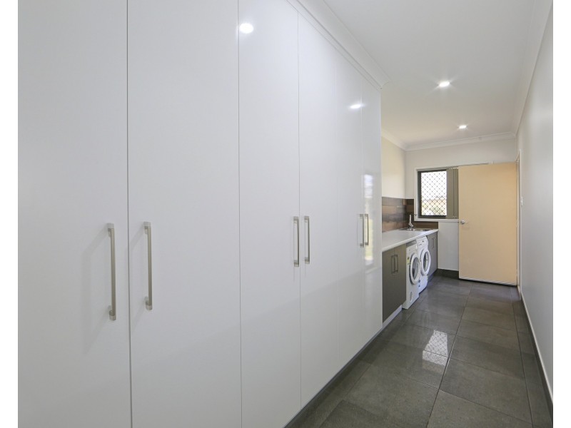 69 Parklands Dr, Branyan QLD 4670