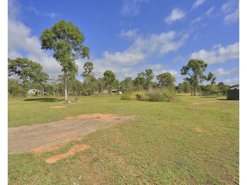 69 Parklands Dr, Branyan QLD 4670