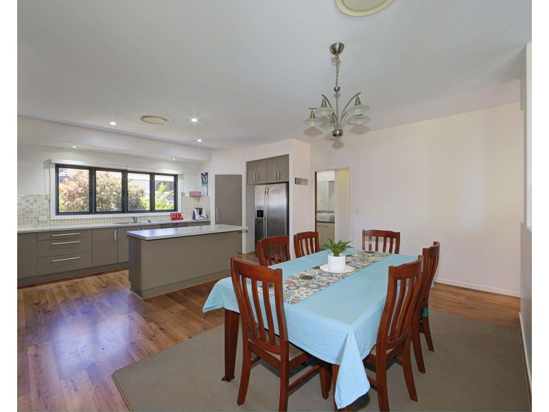 30 Breeze Dr, Bargara QLD 4670