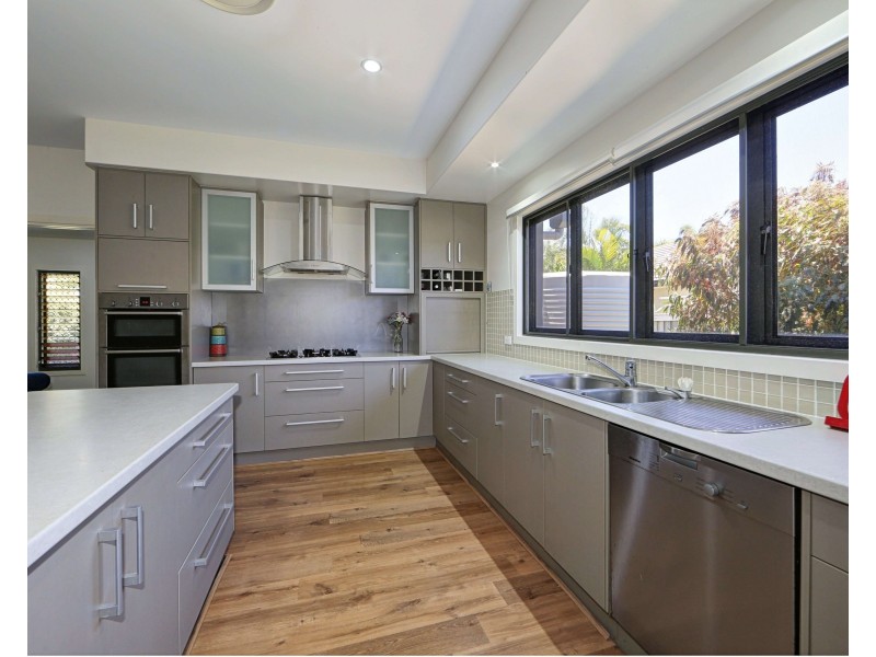 30 Breeze Dr, Bargara QLD 4670