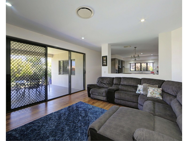 30 Breeze Dr, Bargara QLD 4670
