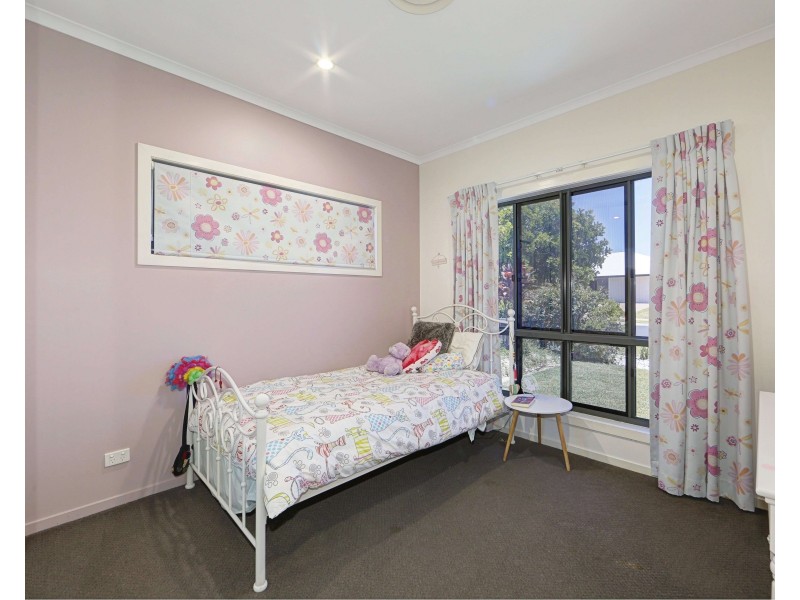30 Breeze Dr, Bargara QLD 4670