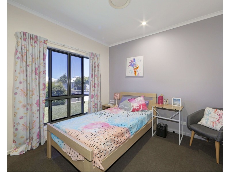 30 Breeze Dr, Bargara QLD 4670