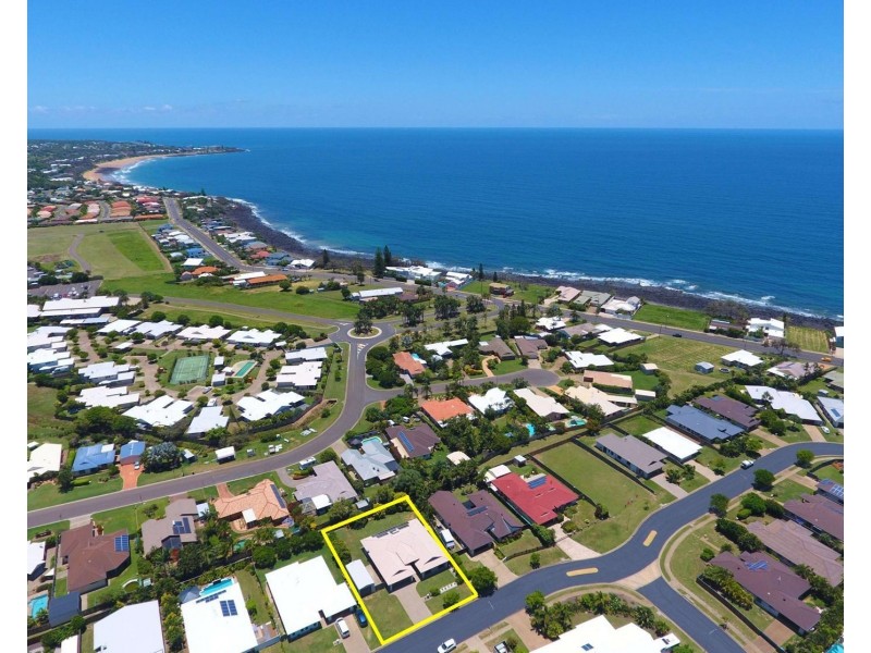 30 Breeze Dr, Bargara QLD 4670