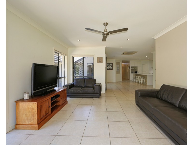 4 Sea Change Ct, Bargara QLD 4670