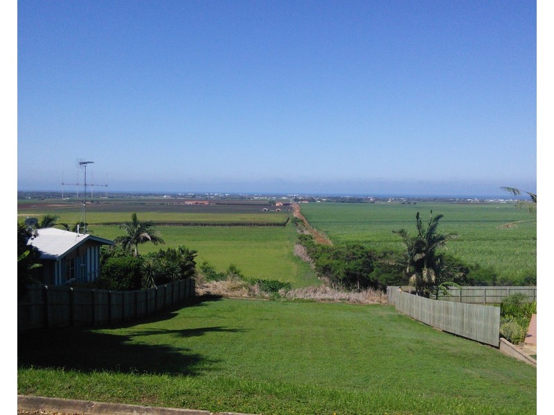55 Rehbein Ave, Qunaba QLD 4670