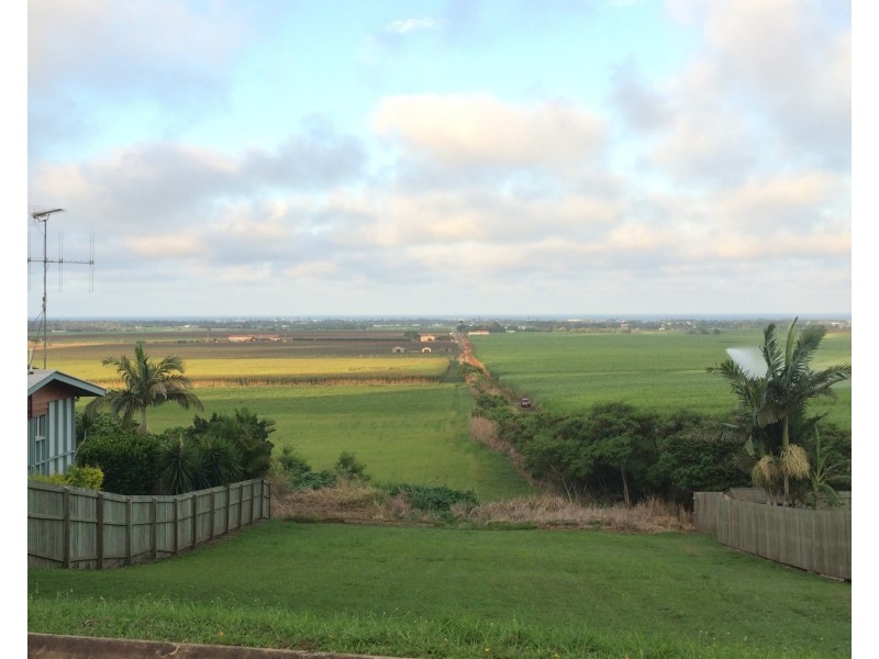 55 Rehbein Ave, Qunaba QLD 4670