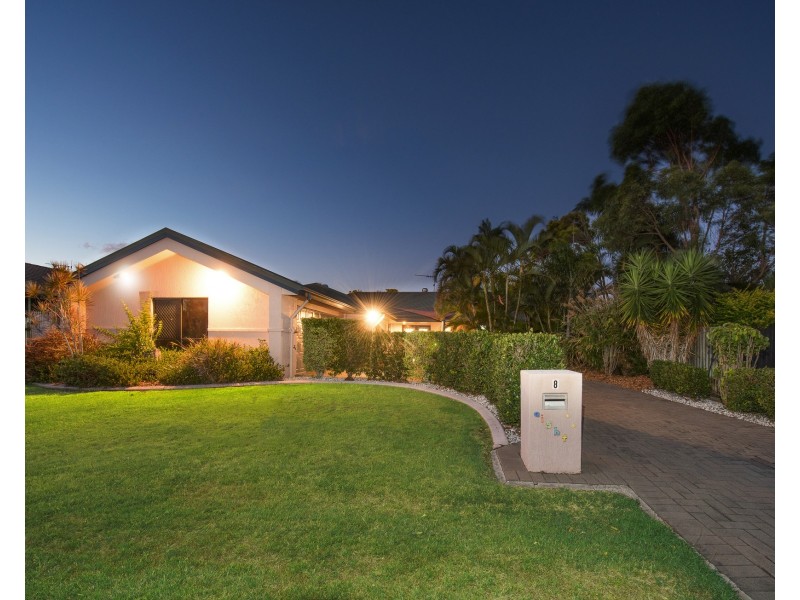 8 Broadwater Cl, Bargara QLD 4670
