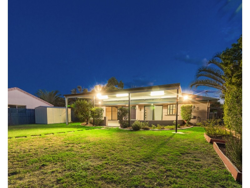 8 Broadwater Cl, Bargara QLD 4670