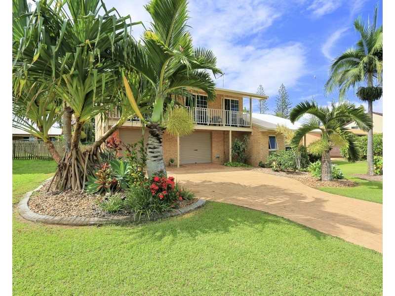 16 Corolla St, Elliott Heads QLD 4670