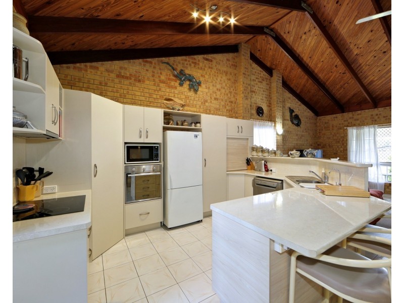 16 Corolla St, Elliott Heads QLD 4670