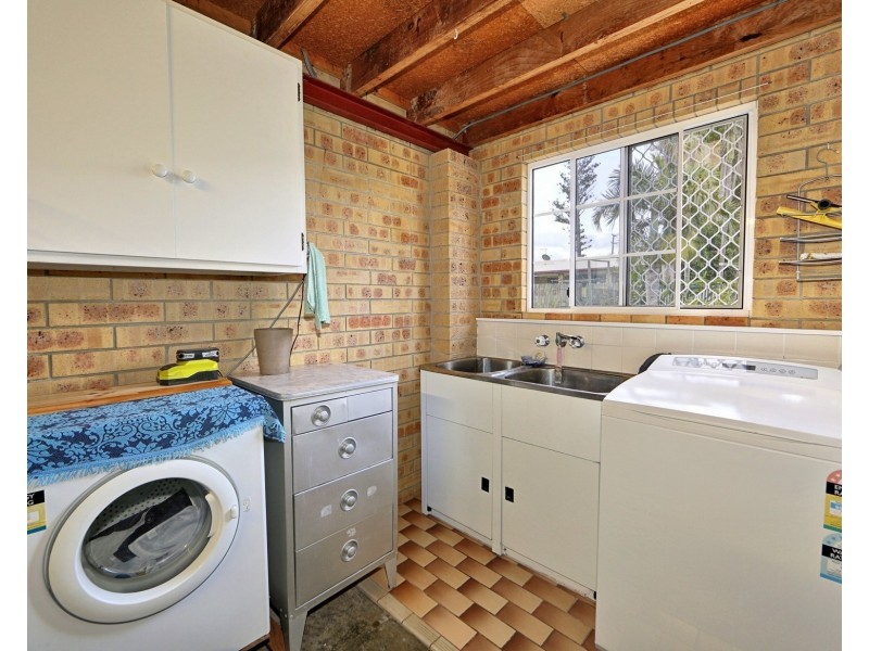 16 Corolla St, Elliott Heads QLD 4670