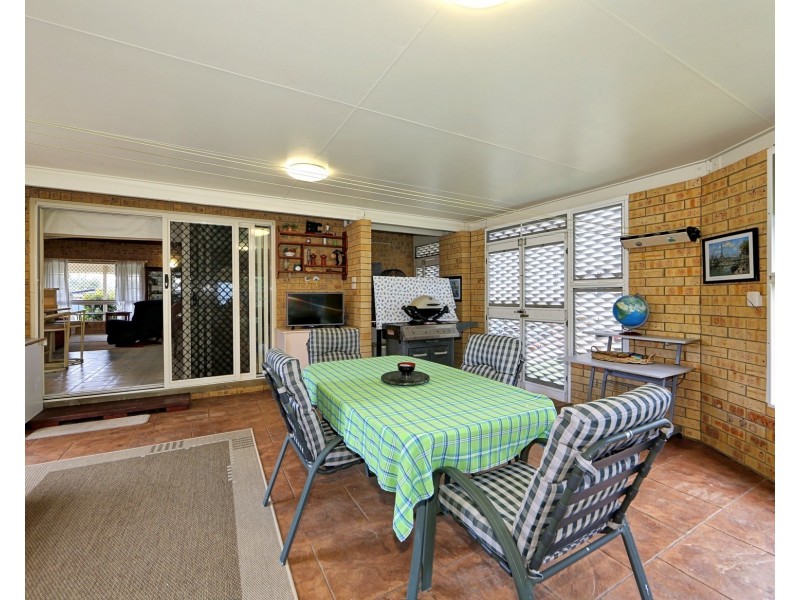 16 Corolla St, Elliott Heads QLD 4670