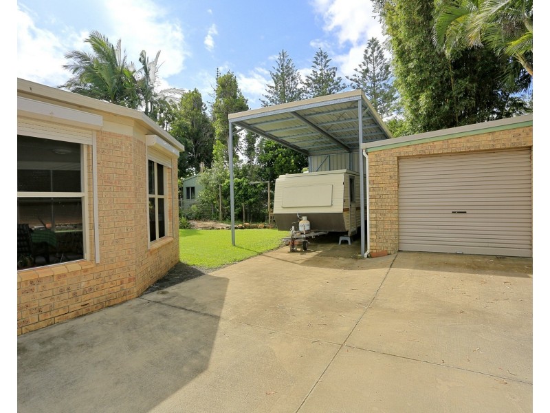 16 Corolla St, Elliott Heads QLD 4670
