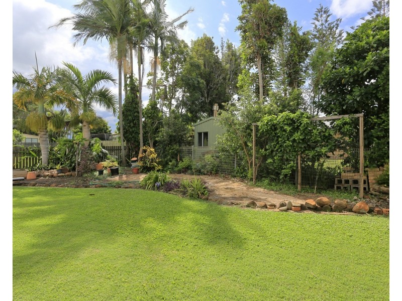 16 Corolla St, Elliott Heads QLD 4670