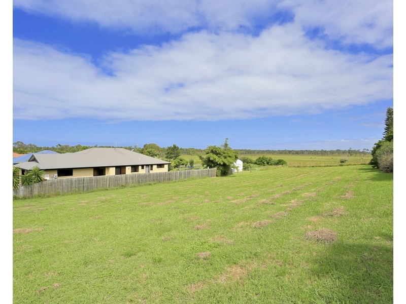 24 Mermaid Dr, Innes Park QLD 4670