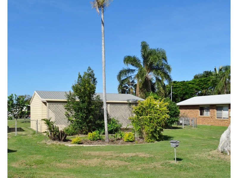 59 Kinch St, Burnett Heads QLD 4670