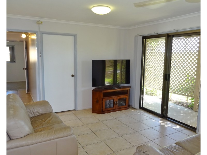 59 Kinch St, Burnett Heads QLD 4670