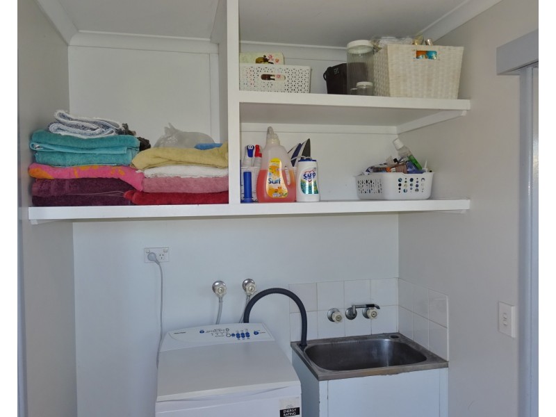 59 Kinch St, Burnett Heads QLD 4670