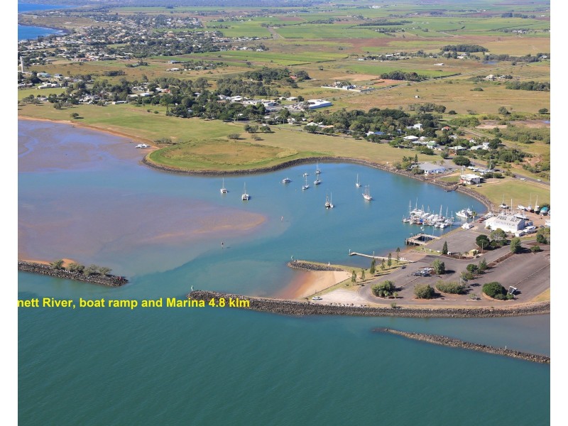 59 Kinch St, Burnett Heads QLD 4670
