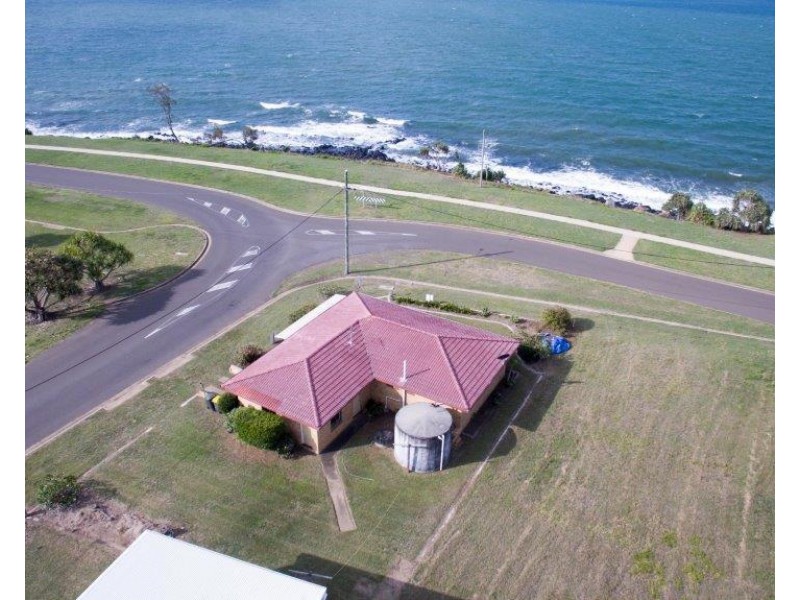 125 Sea Esp, Burnett Heads QLD 4670