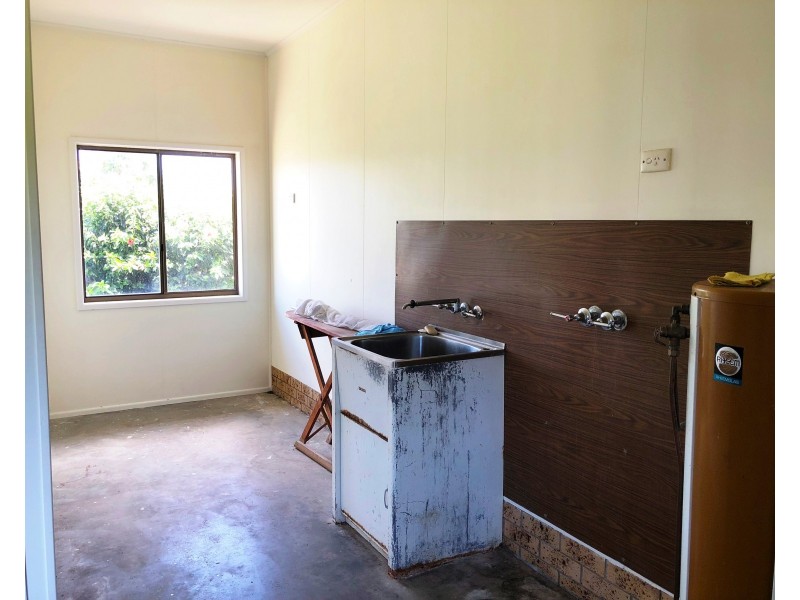 125 Sea Esp, Burnett Heads QLD 4670