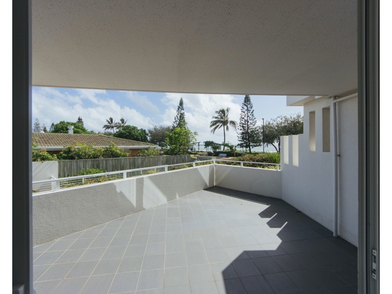 102/47 Esplanade, Bargara QLD 4670
