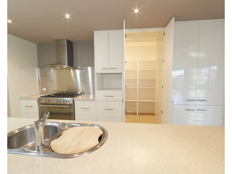 4 Chantilly St, Bargara QLD 4670