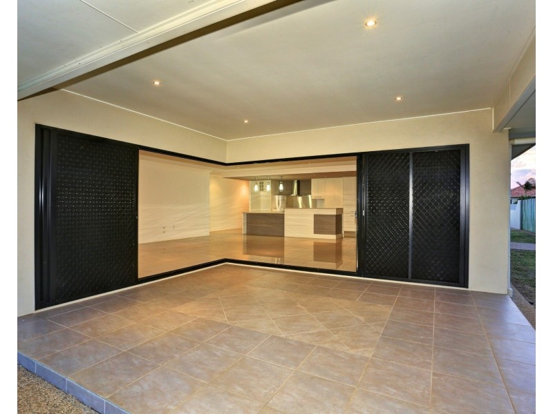 4 Chantilly St, Bargara QLD 4670