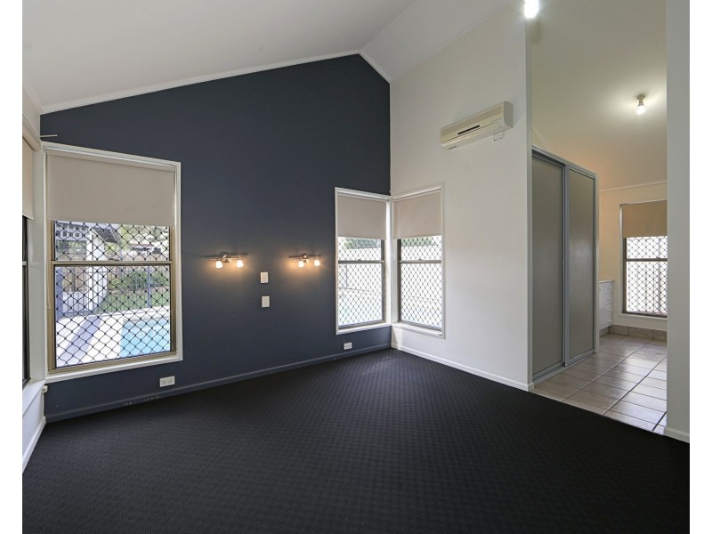 68 Pickett St, Svensson Heights QLD 4670
