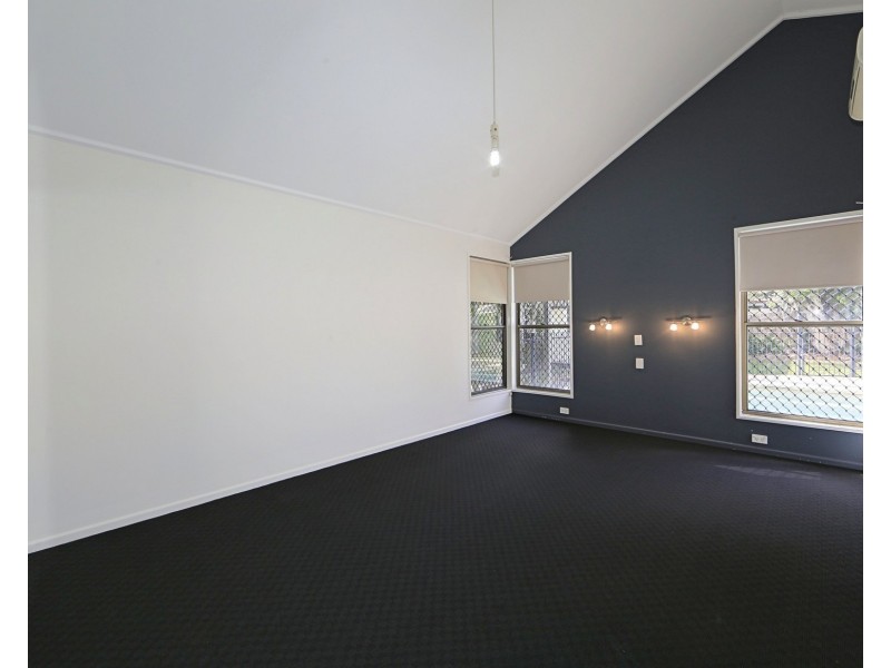 68 Pickett St, Svensson Heights QLD 4670