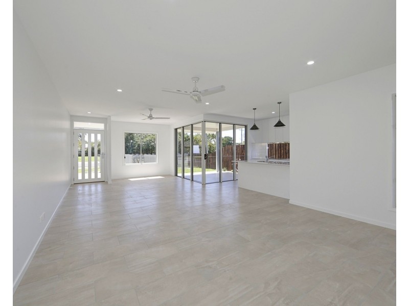 25 Durdins Rd, Bargara QLD 4670